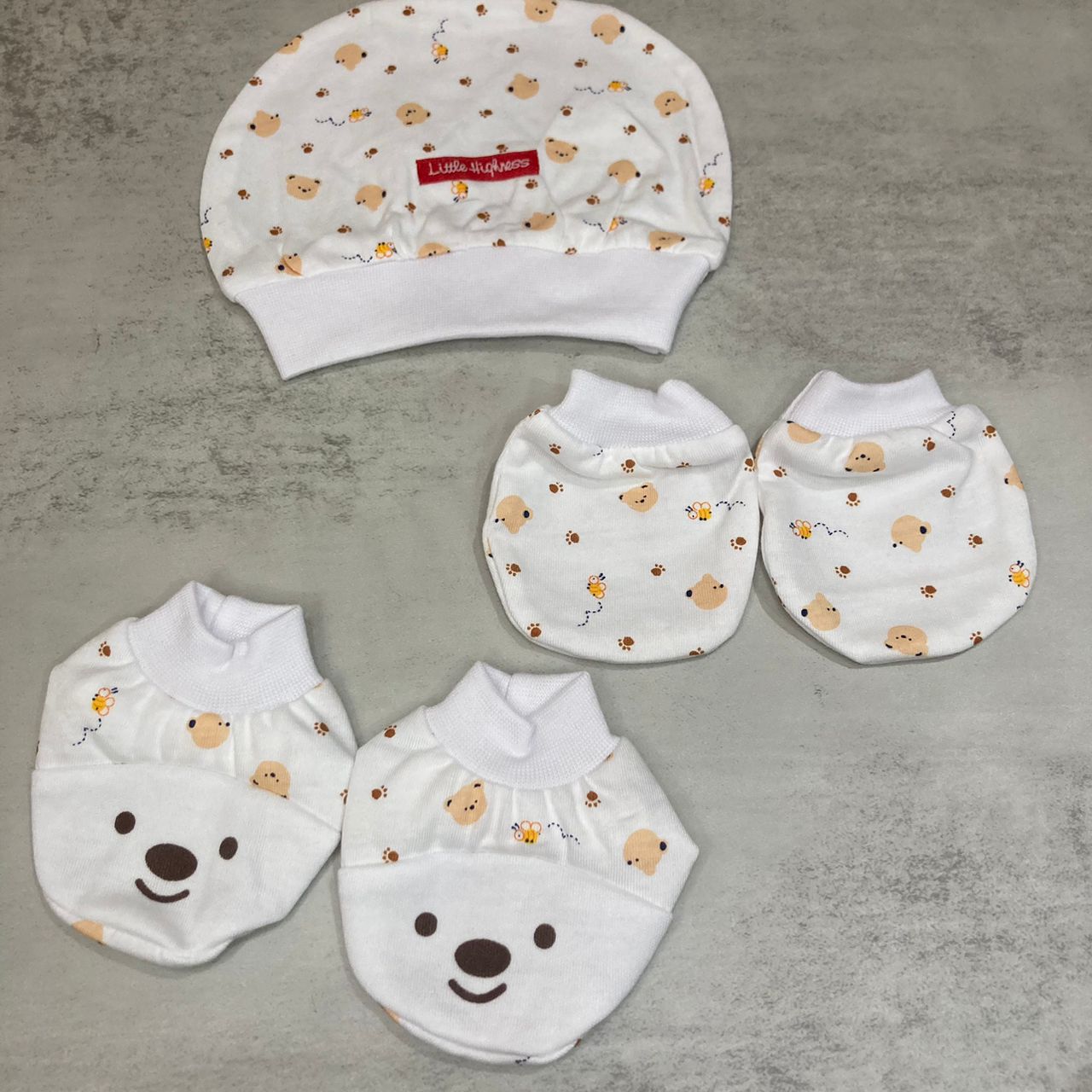 LITTLE HIGHNESS 3 IN 1 BEANIE MITTEN & BOOTIES SET